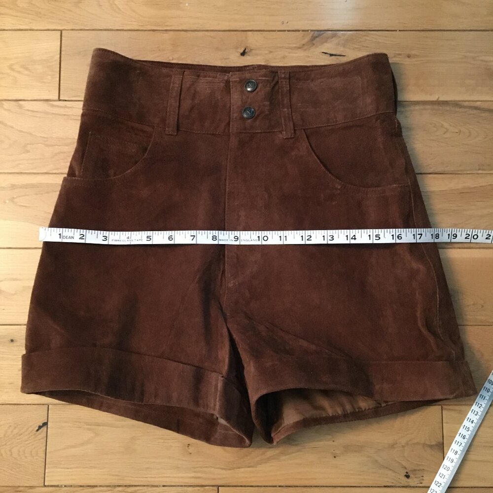 Vintage Express Genuine Leather High Waist Shorts - Picture 11 of 14